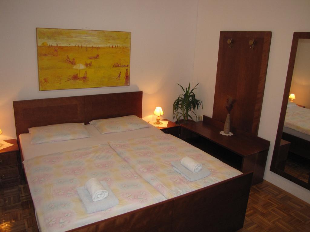 Guesthouse Zorko Gostilna Domen Smarjeske Toplice Zimmer foto